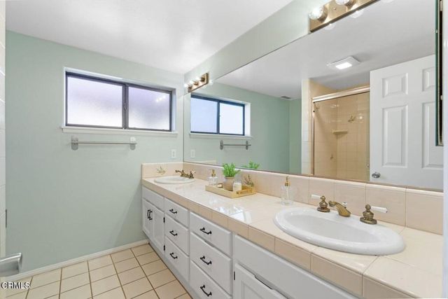 5120 Seabreeze Way, Oxnard, CA 93035