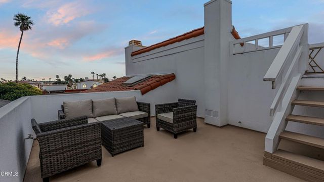 5120 Seabreeze Way, Oxnard, CA 93035