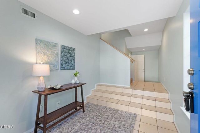 5120 Seabreeze Way, Oxnard, CA 93035