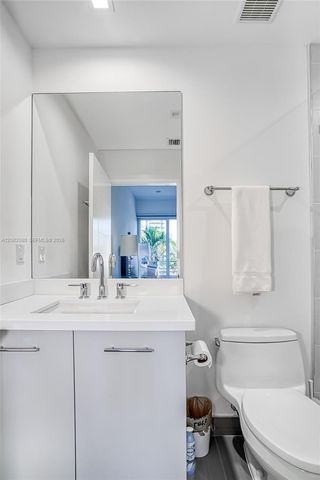 6100 N Ocean Drive 2N, Hollywood, FL 33019
