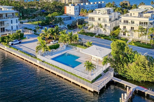 6100 N Ocean Drive 2N, Hollywood, FL 33019