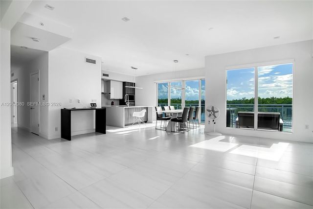 6100 N Ocean Drive 2N, Hollywood, FL 33019