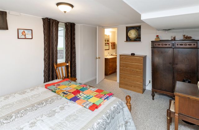 219 Palomino Parkway, Des Moines, IA 50320
