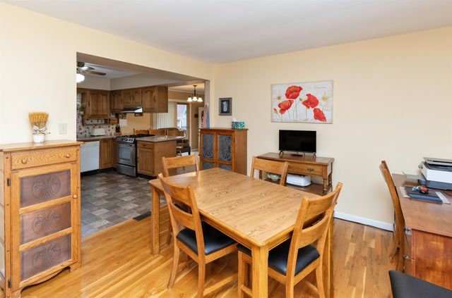 219 Palomino Parkway, Des Moines, IA 50320