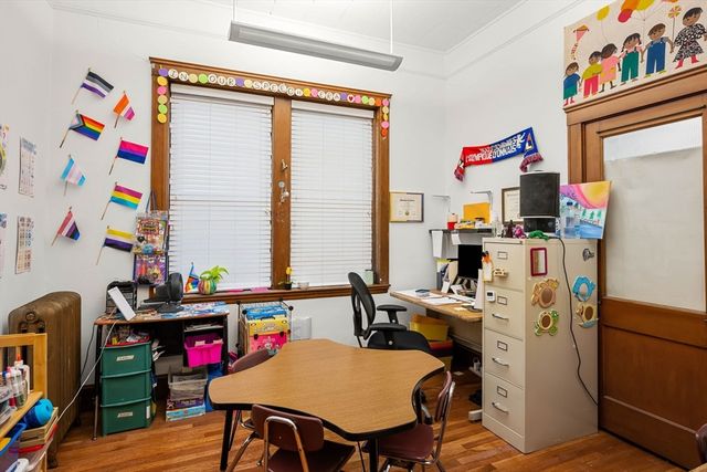 35 Middlesex Street, Cambridge, MA 02140