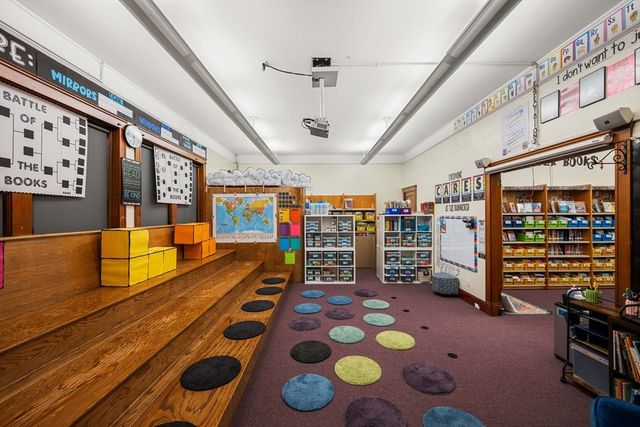 35 Middlesex Street, Cambridge, MA 02140