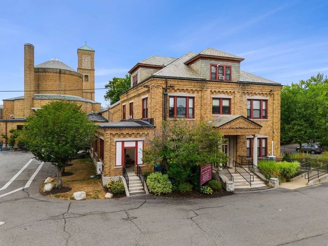 35 Middlesex Street, Cambridge, MA 02140