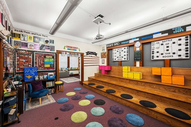 35 Middlesex Street, Cambridge, MA 02140