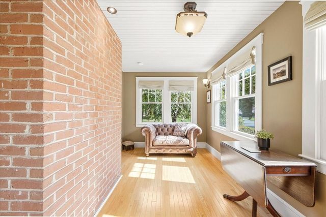103 Lewis Ave, Walpole, MA 02081
