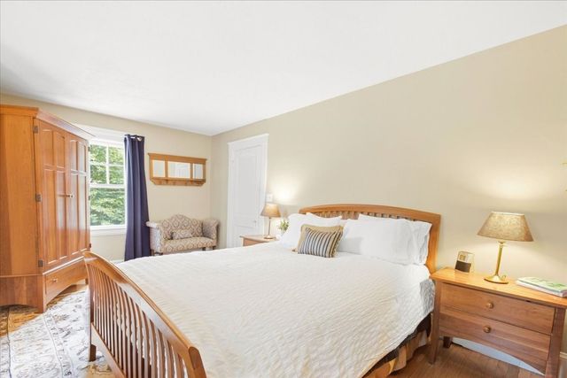 103 Lewis Ave, Walpole, MA 02081
