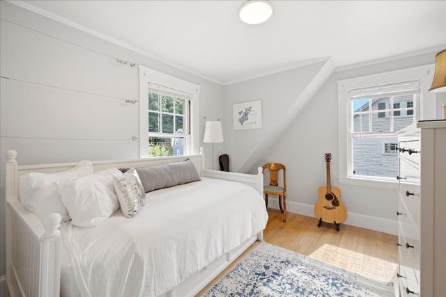 103 Lewis Ave, Walpole, MA 02081