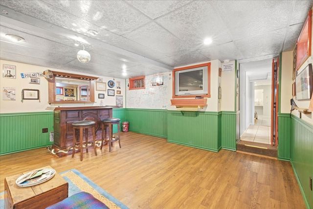 103 Lewis Ave, Walpole, MA 02081