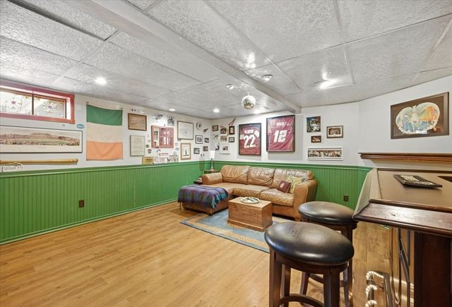 103 Lewis Ave, Walpole, MA 02081