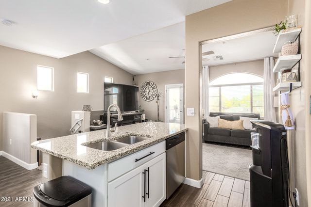 240 W JUNIPER Avenue 1175, Gilbert, AZ 85233