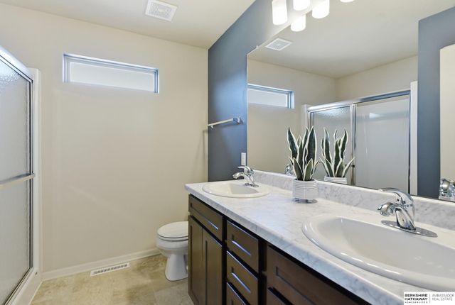 8162 S 186th Street, Omaha, NE 68136