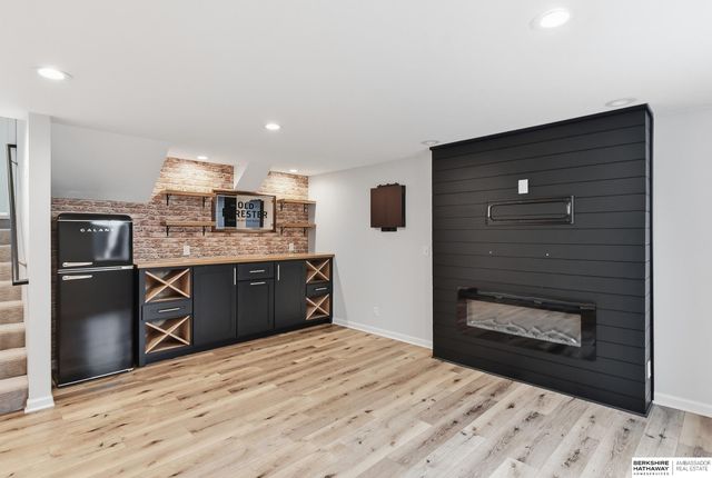 8162 S 186th Street, Omaha, NE 68136