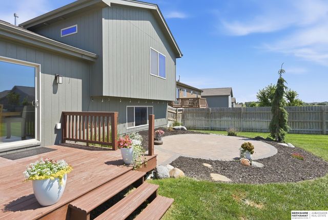 8162 S 186th Street, Omaha, NE 68136
