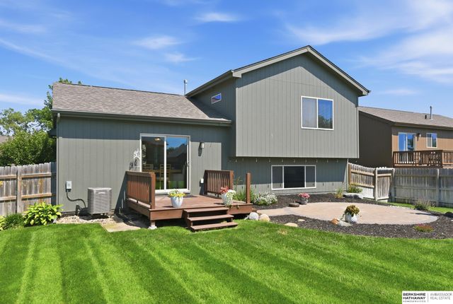 8162 S 186th Street, Omaha, NE 68136