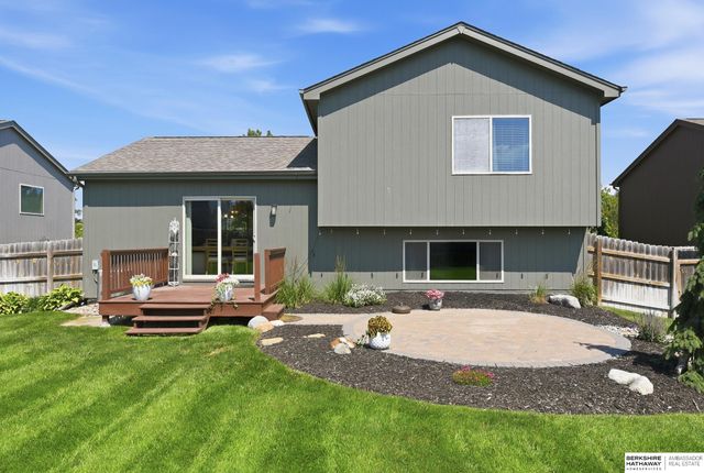 8162 S 186th Street, Omaha, NE 68136