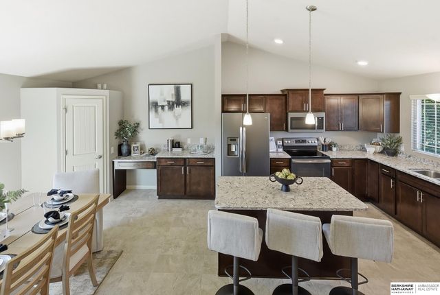 8162 S 186th Street, Omaha, NE 68136