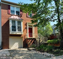 46810 GRAHAM COVE SQ, Sterling, VA 20165