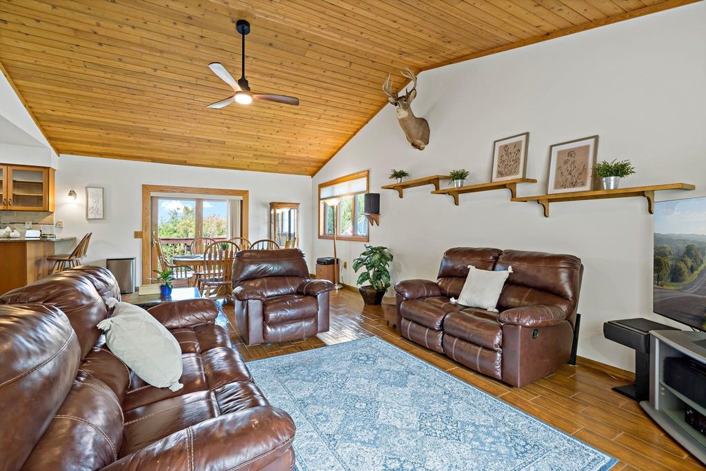 17222 Deerwood Lane, Jordan, MN 55352 — photo 3