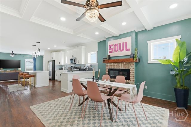 2001 E 38th Street, Savannah, GA 31404