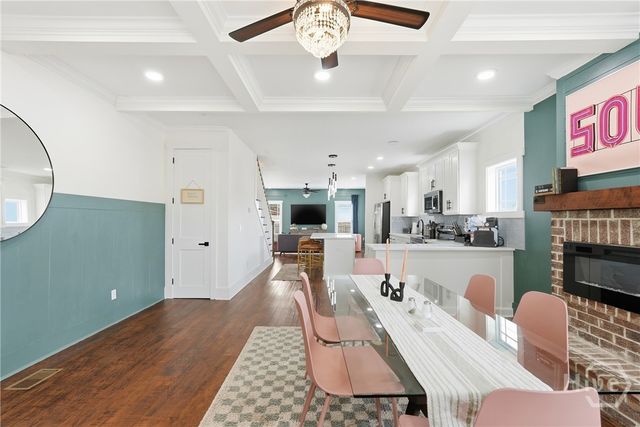 2001 E 38th Street, Savannah, GA 31404