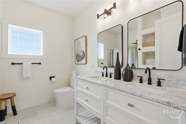 2001 E 38th Street, Savannah, GA 31404