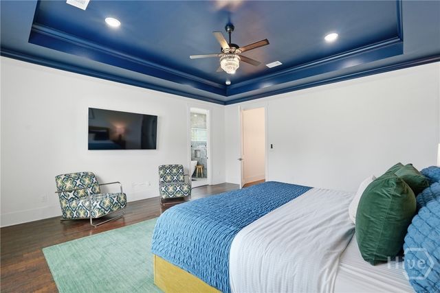 2001 E 38th Street, Savannah, GA 31404