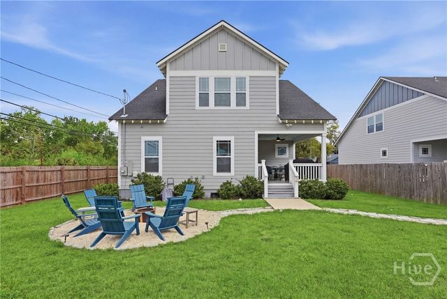 2001 E 38th Street, Savannah, GA 31404