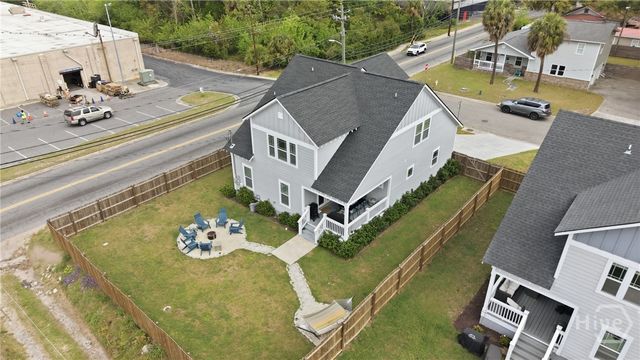 2001 E 38th Street, Savannah, GA 31404