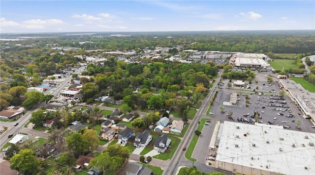 2001 E 38th Street, Savannah, GA 31404