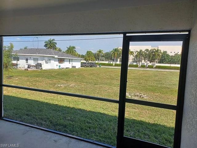 1109 SE 5th CT, Cape Coral, FL 33990