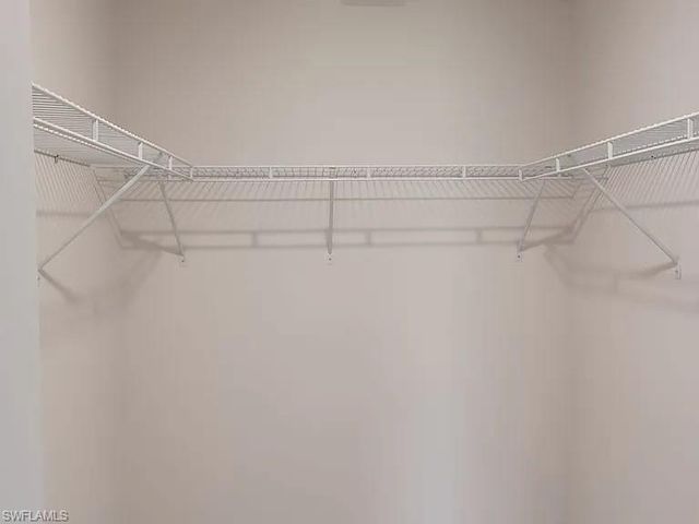 1109 SE 5th CT, Cape Coral, FL 33990