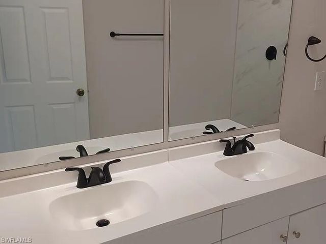 1109 SE 5th CT, Cape Coral, FL 33990