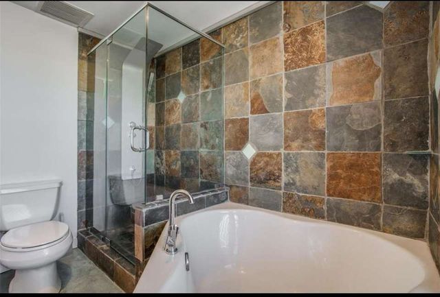 329 E Colorado Boulevard, Dallas, TX 75203