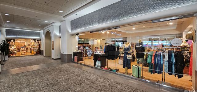 410 Atkinson Drive 1407, Honolulu, HI 96814