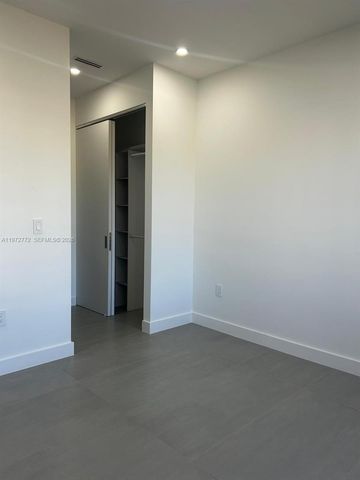 2700 SW EMBERS TE, Cape Coral, FL 33991