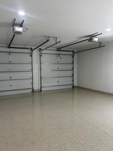 2700 SW EMBERS TE, Cape Coral, FL 33991