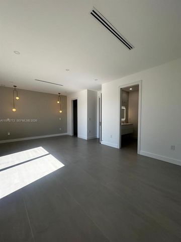 2700 SW EMBERS TE, Cape Coral, FL 33991