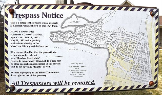 16 Black Point Rd, Webster, MA 01570