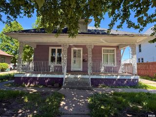 614 S 12TH Street, Pekin, IL 61554