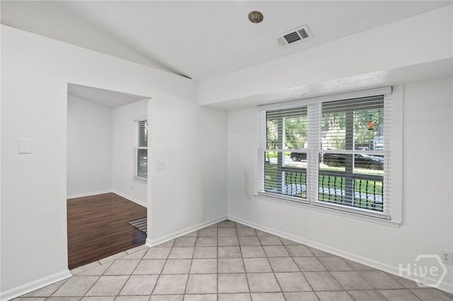 18 E White Hawthorne Drive, Savannah, GA 31419
