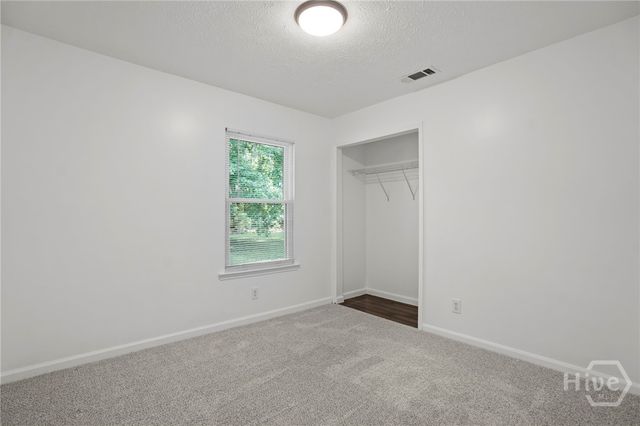 18 E White Hawthorne Drive, Savannah, GA 31419