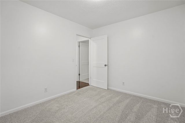 18 E White Hawthorne Drive, Savannah, GA 31419