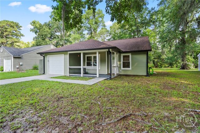 18 E White Hawthorne Drive, Savannah, GA 31419