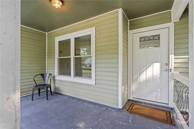 18 E White Hawthorne Drive, Savannah, GA 31419