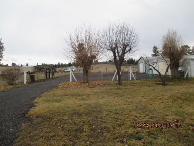 37217 Agency Lake Loop, Chiloquin, OR 97624