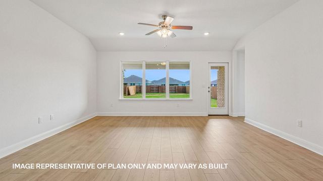 208 Rivers Edge DR, Georgetown, TX 78628